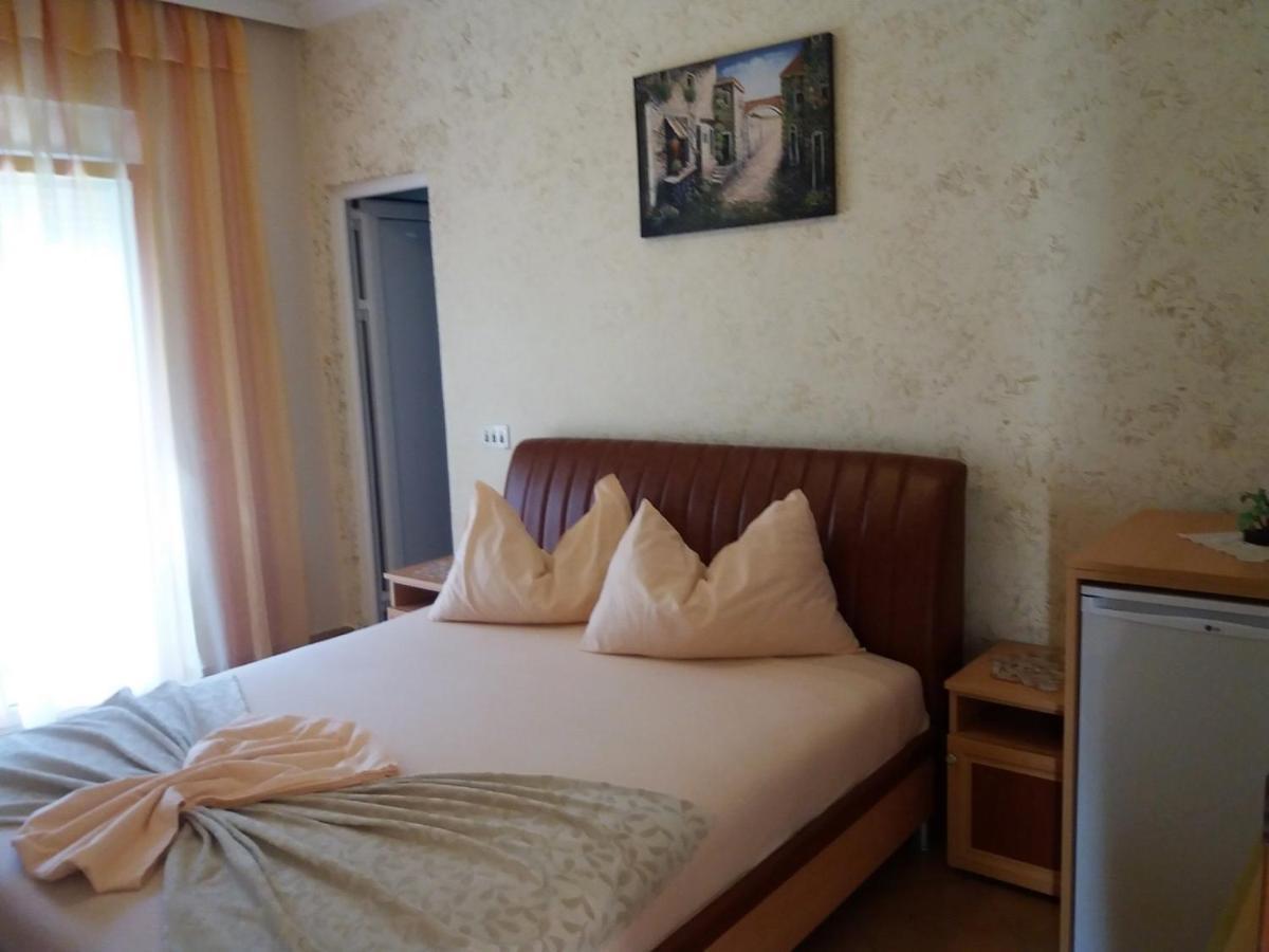 Apartmants Elisa Ulcinj Kültér fotó